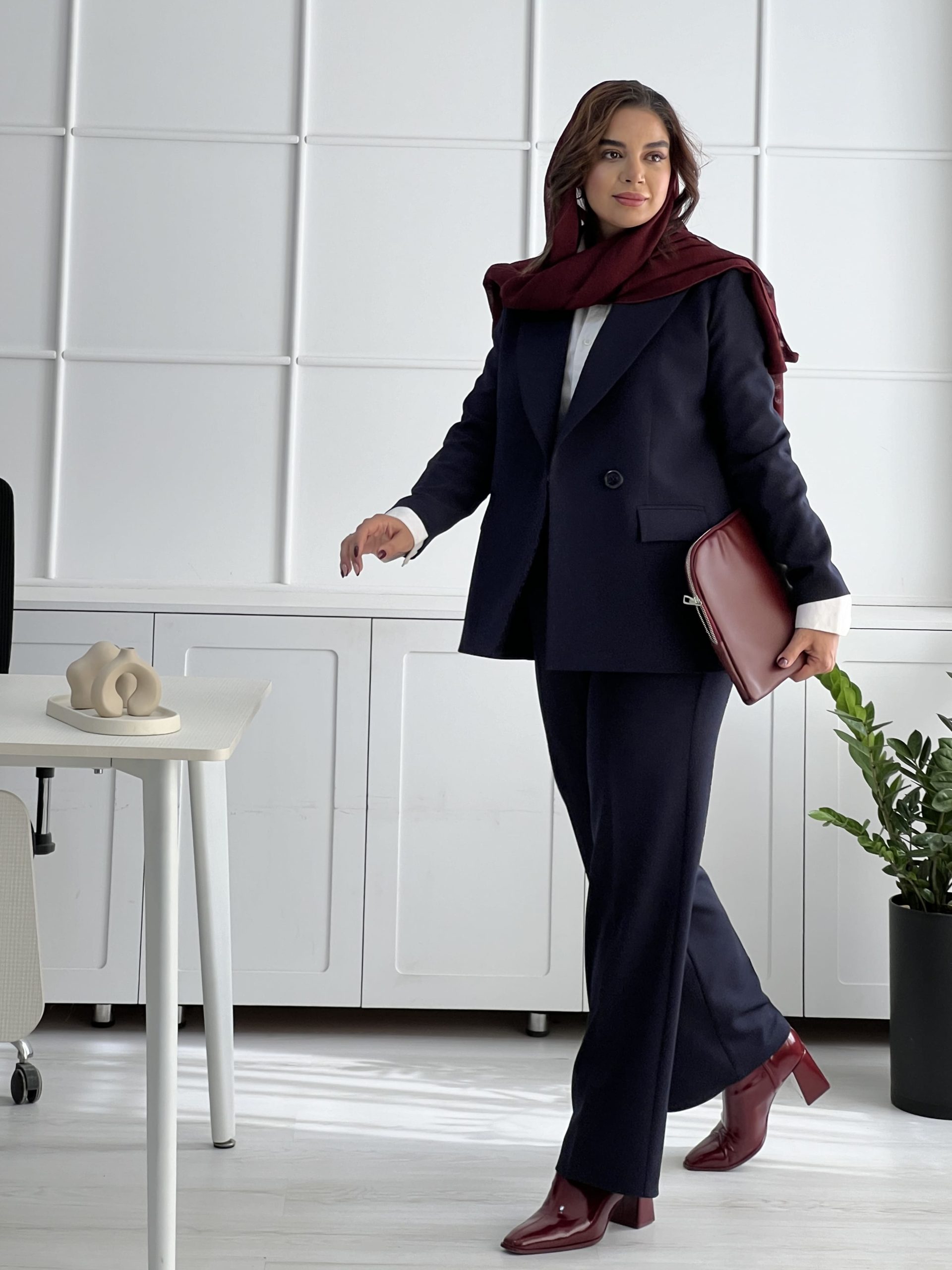 کت و شلوار ست زنانه شیک chic | زنیر - Image 8