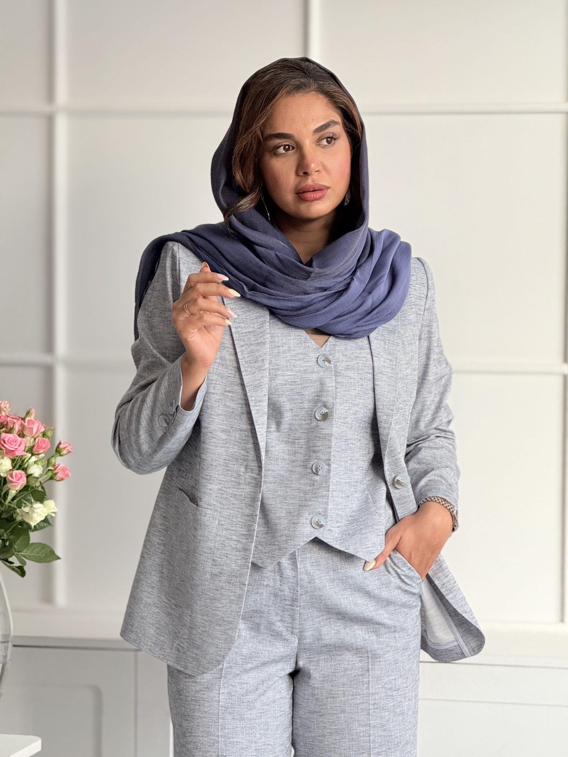 کت شلوار و ژیله ست سه تیکه زنانه PURE | زنیر - Image 15