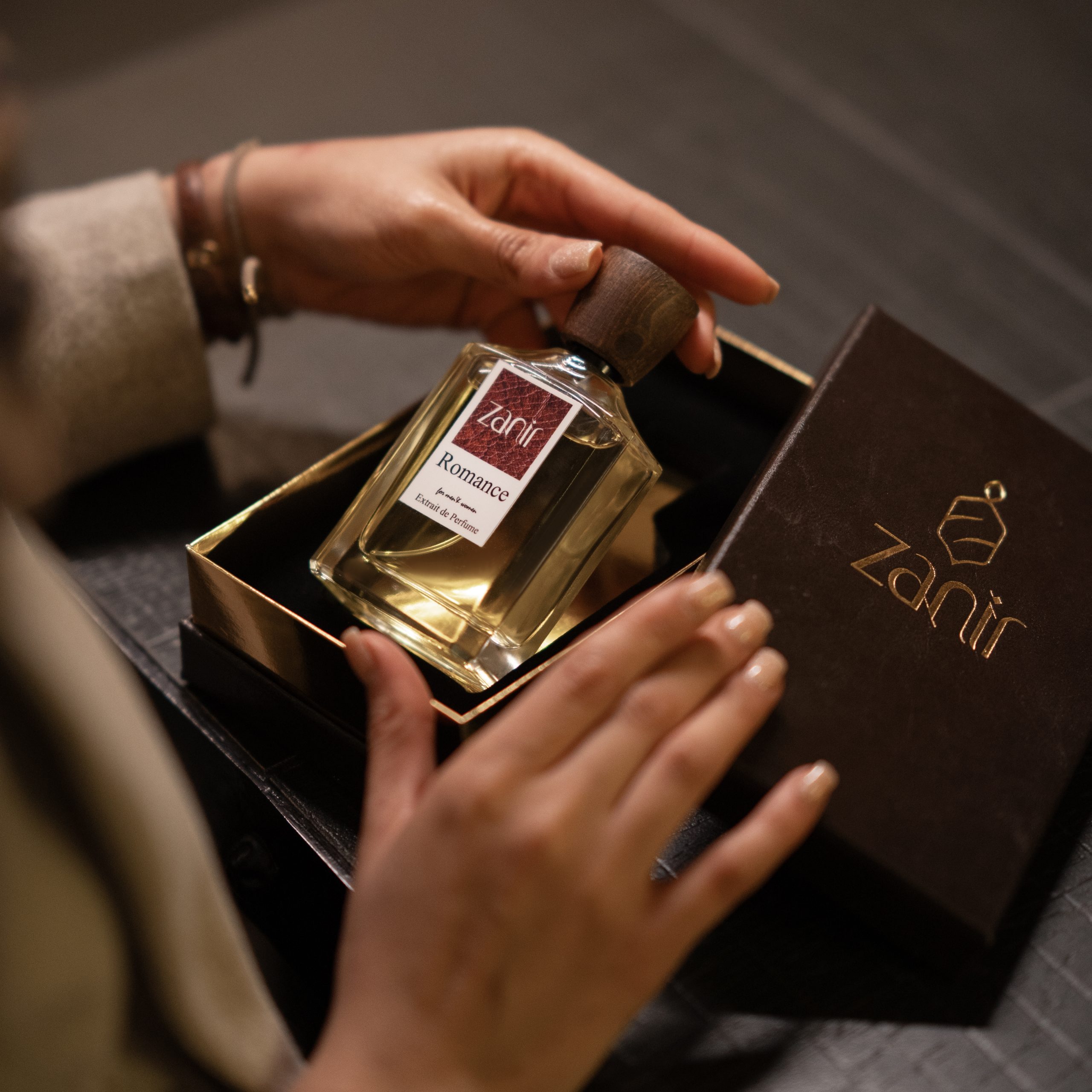 عطر یونیسکس رومنس| زنیر - Image 7